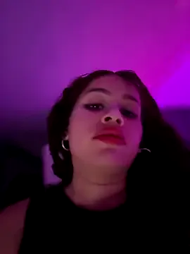 TwinksNextDoor – webcam model profile photo Image 14