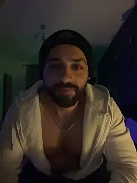 1Richrichard1's Thumb Image