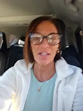 HopeHeaven – webcam model profile photo Image 11