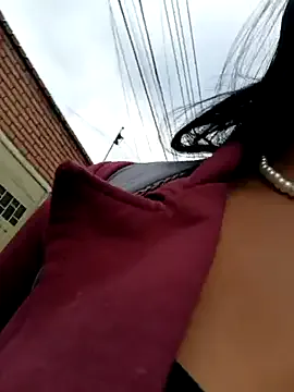 herminaabedi – webcam model profile photo Image 9