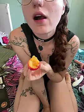 loving_ladies – webcam model profile photo Image 12