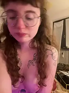 loving_ladies – webcam model profile photo Image 2