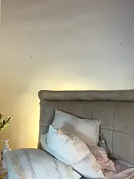 AnastasiaSteeleGB – webcam model profile photo Image 2