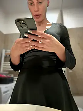 BlackCobraOwner – webcam model profile photo Image 16