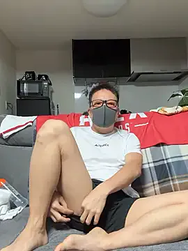 DomManlyGuy – webcam model profile photo Image 17