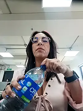 odelynbrower chat room preview Image 19