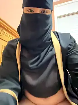 fit_vic – webcam model profile photo Image 6