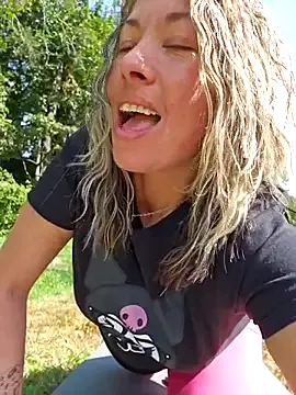 dears_pearlss – webcam model profile photo Image 12