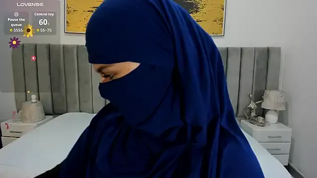 Cute-Simmi69 – webcam model profile photo Image 13