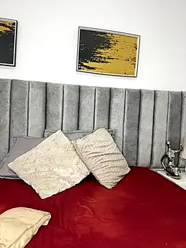 Cute-Simmi69 – webcam model profile photo Image 4