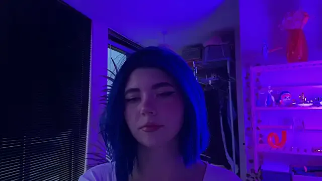 annebarely18 – webcam model profile photo Image 12