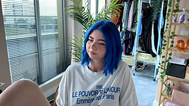 annebarely18 – webcam model profile photo Image 16