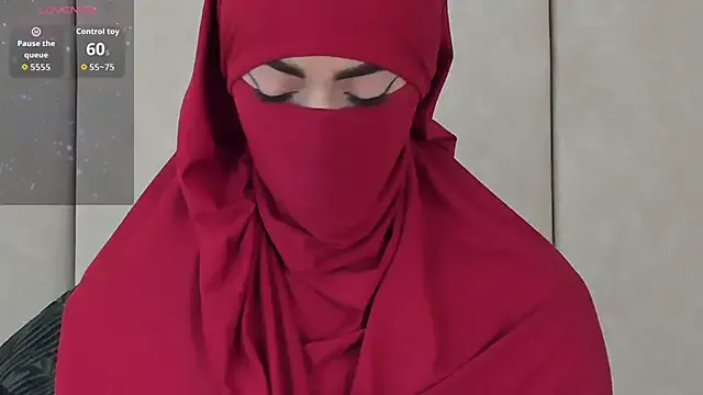 Cute-Simmi69 – webcam model profile photo Image 10