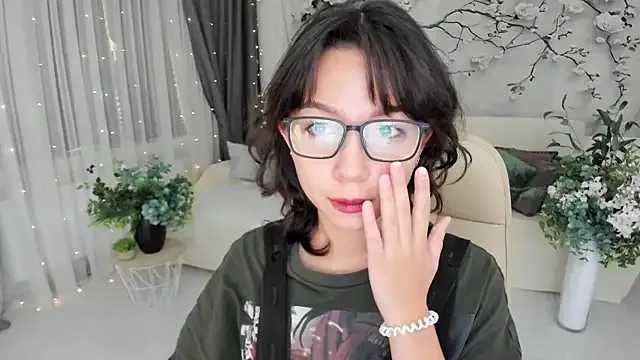 tashinadoncaster – webcam model profile photo Image 11