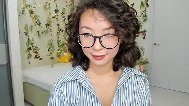 tashinadoncaster – webcam model profile photo Image 6