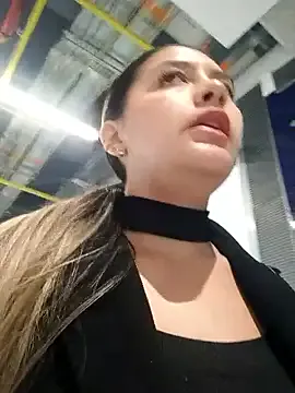 fit_vic – webcam model profile photo Image 11