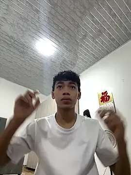 AlanCutee Image 2