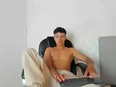 Alex_Colton7's Thumb Image