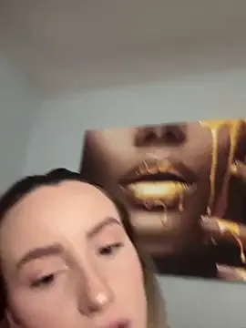 AlexisWhit – webcam model profile photo