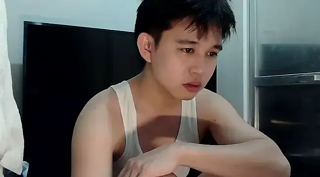 alfonsoasiancutie's Thumb Image