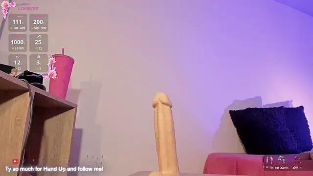 kellymathews chat room preview Image 5