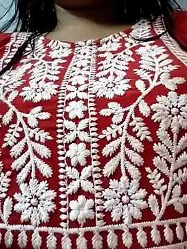 lkama_sutral – webcam model profile photo Image 10