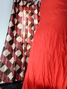 lkama_sutral – webcam model profile photo Image 4