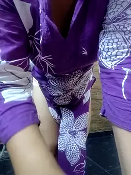 lkama_sutral – webcam model profile photo Image 6