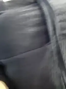 lkama_sutral – webcam model profile photo Image 7