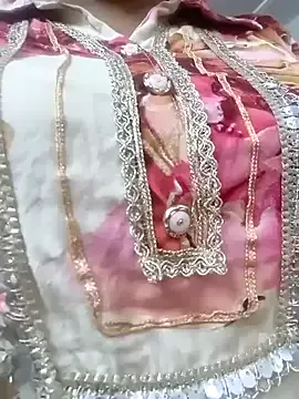 lkama_sutral – webcam model profile photo Image 8