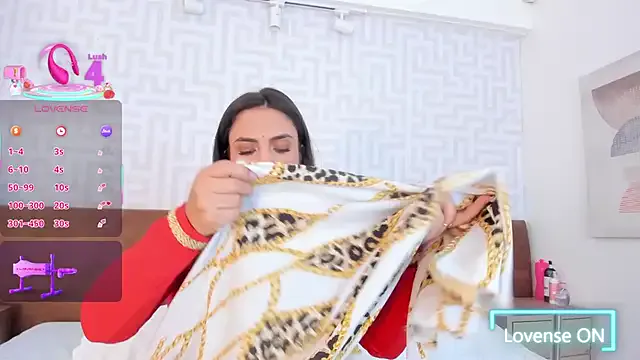 Cute-Simmi69 – webcam model profile photo Image 13