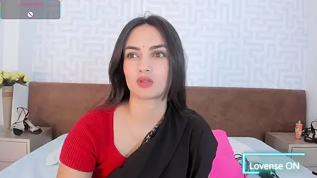 Cute-Simmi69 – webcam model profile photo Image 6