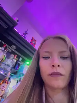 Ms-KARINA chat room preview Image 19