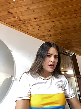 irohani_usagi – webcam model profile photo Image 12