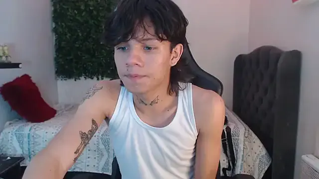 andy_dan18's Thumb Image