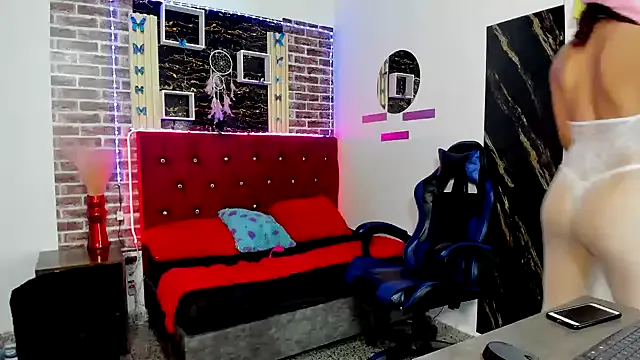 Rose_Mussica – webcam model profile photo Image 2