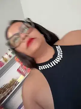 dinacaguimbal – webcam model profile photo Image 11