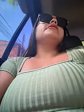 dinacaguimbal – webcam model profile photo Image 6