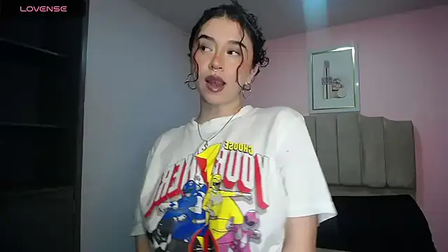 MaggieBeau – webcam model profile photo Image 12