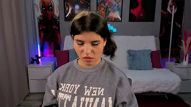 Take1668 – webcam model profile photo Image 6