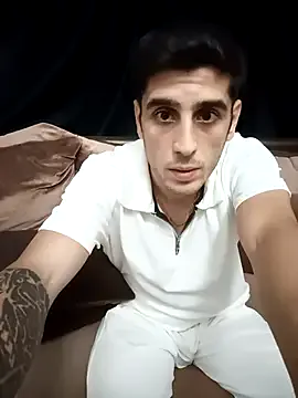 Amicisegreti – webcam model profile photo Image 10