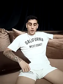 Amicisegreti – webcam model profile photo Image 11