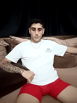 Amicisegreti – webcam model profile photo Image 12