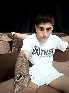 Amicisegreti – webcam model profile photo Image 15