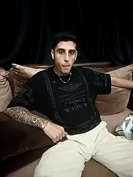 Amicisegreti – webcam model profile photo Image 19