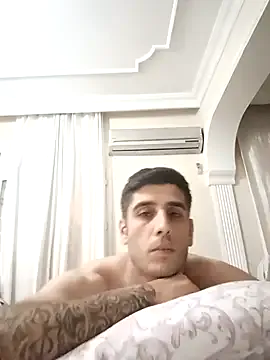 Amicisegreti – webcam model profile photo Image 2