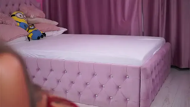 SallyDinosaur chat room preview Image 19