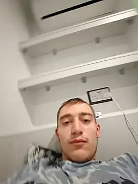 hornyshow_tv – webcam model profile photo Image 8