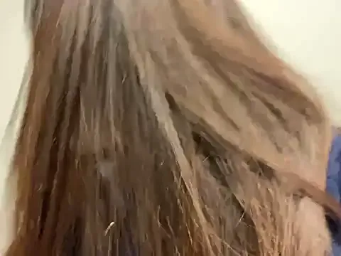 skinny_candy18 – webcam model profile photo Image 14