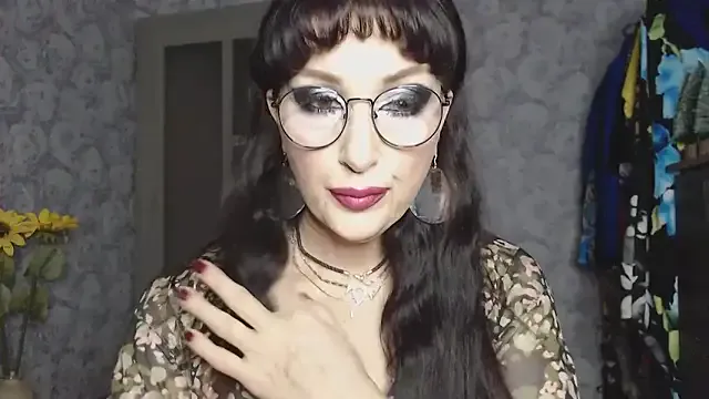 someone_sweet – webcam model profile photo Image 9